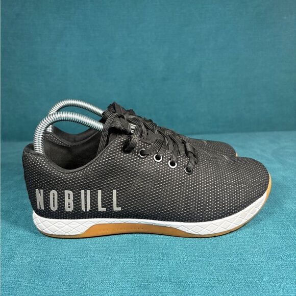 Nobull Outwork Black sneakers women size 7.5 - Picture 3 of 8